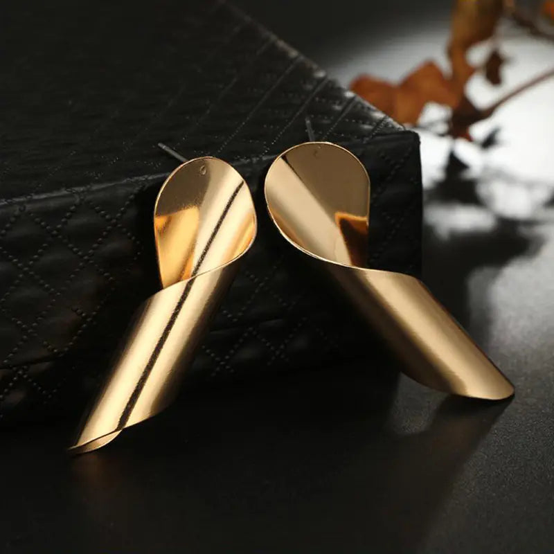 Irregular Spiral Design Metal Punk Earrings
