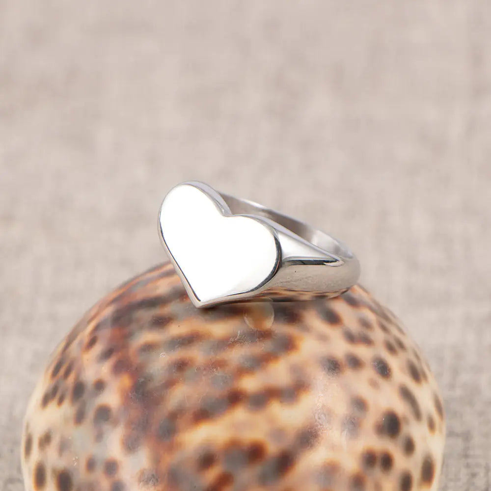 Fashion Heart-Shaped Stainless Steel Ring (SA083)
