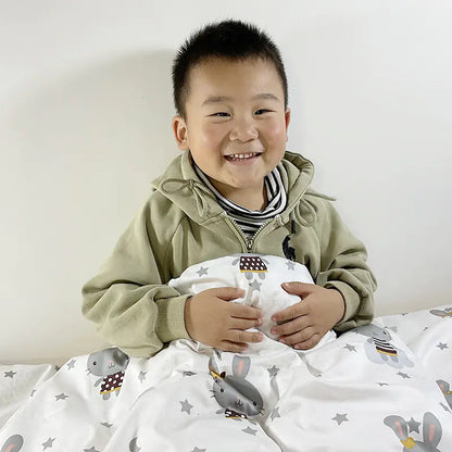 Wholesale Thickened Warm Quilt for Students (Single)