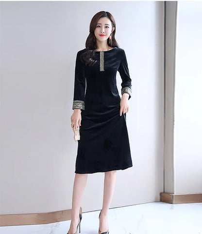 Spring Minimalist Fashion Round Neck Dress